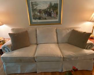 Sofa, fairly new. Available for presell.
$500