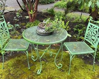 Three Piece Patio Set In Green