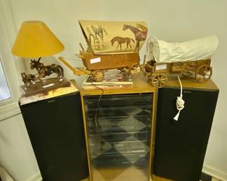 Stereo with lamps