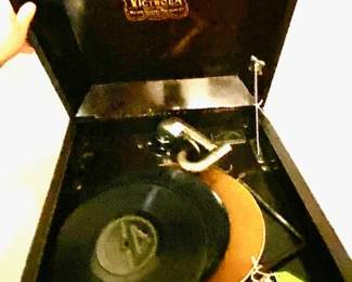 Victrola Open