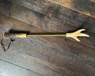 Horn Back Scratcher. Photo 2 of 2.