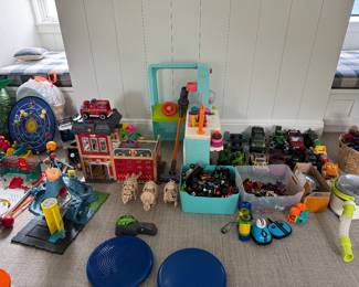 TOYS!!!
