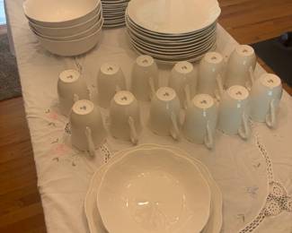 Lenox "Butterfly Meadow Cloud" set