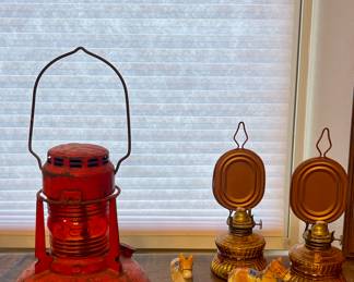 ANTIQUE RED RAILROAD LANTERN, VINTAGE OIL LAMPS