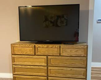 SOLID WOOD DRESSER, MAGNAVOX TV