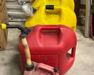 GAS CANS