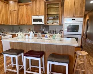 BARSTOOLS