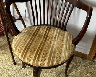 Antique corner chair