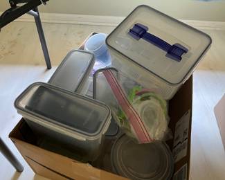 Lock 'n Lock storage containers