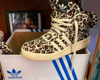 Adidas cheetah shoes with tails on back