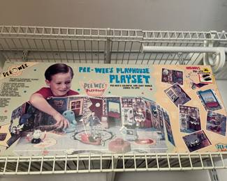 Pee weed play house sealed