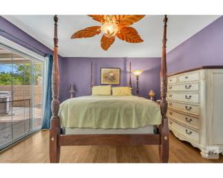 4 poster bed