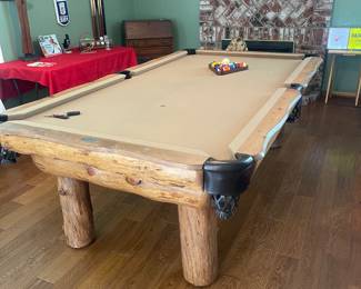 Live edge wood pool table by olhausen - best American made pool table ! We had a local pool table mover !
Best looking pool table we have ever seen coated of table over $10,000