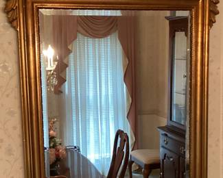 Mirror gold frame feathered top