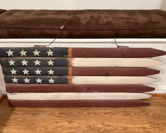 "Picket fence" American flag decoration