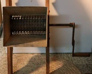 Fruit-Apple-Grape Crusher