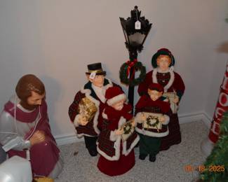 Christmas Carolers