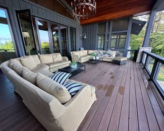 Lane Venture Outdoor modular sectionals