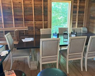 Dining table & 8 chairs