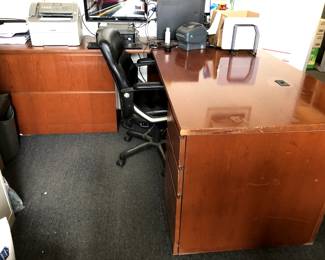 Hon office desk $65