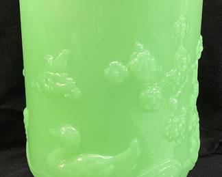 FENTON JADEITE EMPRESS MANDARIN VASE, 7.5"