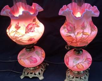 PAIR OF VTG. FENTON MOSS ROSE PEACH CREST 3 SWITCH TABLE LAMPS MADE FOR L.G. WRIGHT