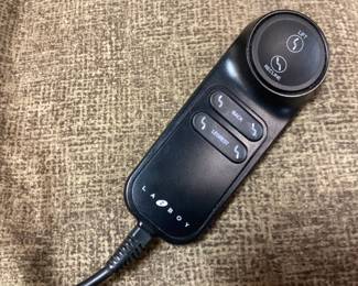 LA-Z-BOY ELECTRIC RECLINER LIFT CHAIR