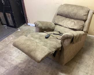 LA-Z-BOY ELECTRIC RECLINER LIFT CHAIR