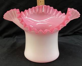 FENTON RUFFLED EDGE PEACH CREST TOP HAT VASE, 6.5''