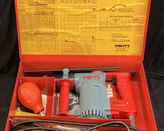 HILTI TE 17 HAMMER DRILL & CASE