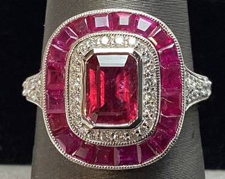 PLATINUM RUBY & DIAMOND RING, SIZE 7, 3.01cts RUBIES, 0.33cts DIAMONDS, 6.7g TOTAL WEIGHT, GGA APPRAISAL $12,940.00