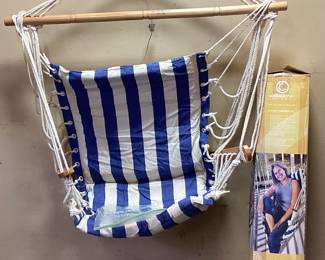 OUTBACK CHAIR CO HANGING HAMMOCK ROPE CHAIR w BOX