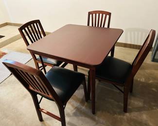 Foldable table and 4 chairs