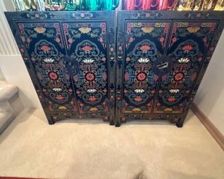 Side cabinet