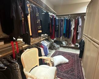 Men's & women's clothing