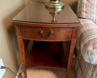 Mersman mahogany end table...look at the detailing!
