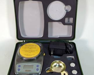 Cabela's Digital Scale, Model XT1500, Includes Power Cord, Measure, And Weights, In Hard Case