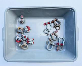 128 MixofCableClampsShackles