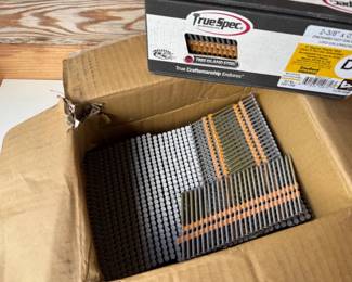 91 12BoxesofTwoDifferentGalvanizedNails