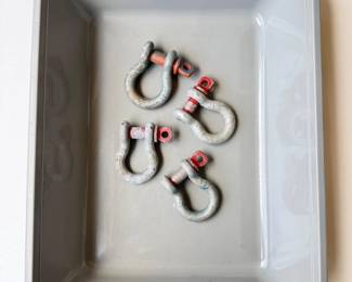 136 12Shackles
