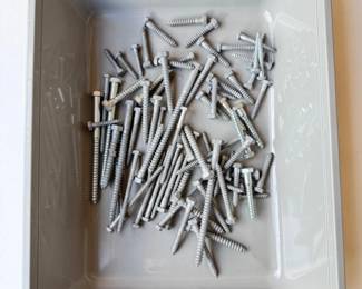 129 MixofVariousLagBolts