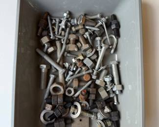 31 MixofMiscBoltsNutsWashers