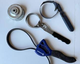 111 GroupofOilFilterWrenches