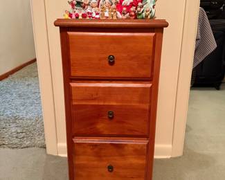 Small Three Drawer Dresser