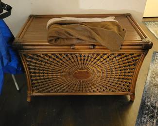 Storage chest