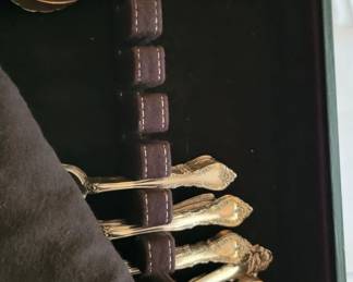 Flatware sets