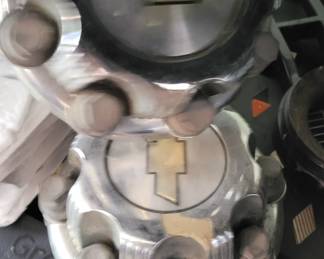 Chevy hub caps