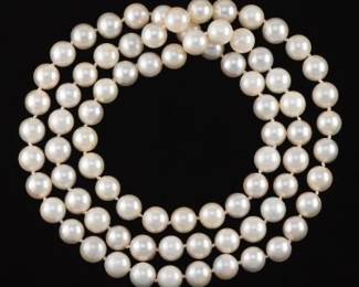 Ladies Continued Pearl Matinee Necklace