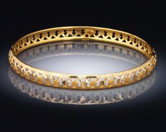 Ladies High Carat Gold Reticulated Bangle