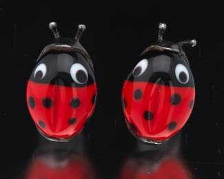 Artisan Pair of Adorable Sterling Silver and Venetian Glass Ladybugs Cufflinks